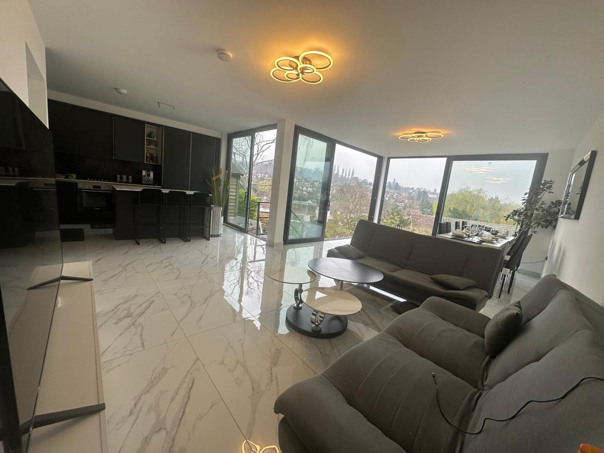 Villa Luxurious & Elegant 6-bed House Barnet